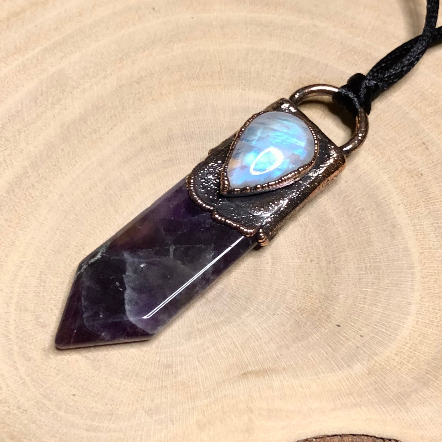 AMETHYST & MOONSTONE