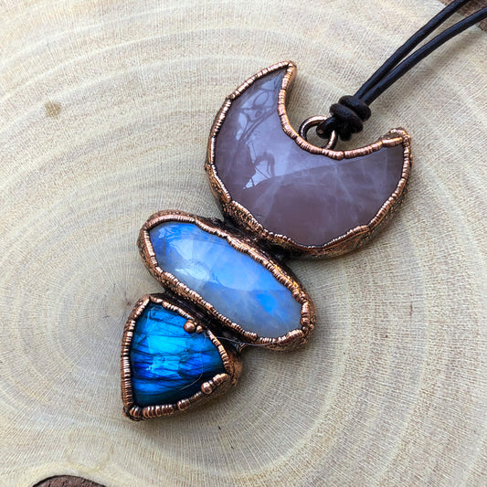 ROSE QUARTZ, MOONSTONE & LABRADORITE