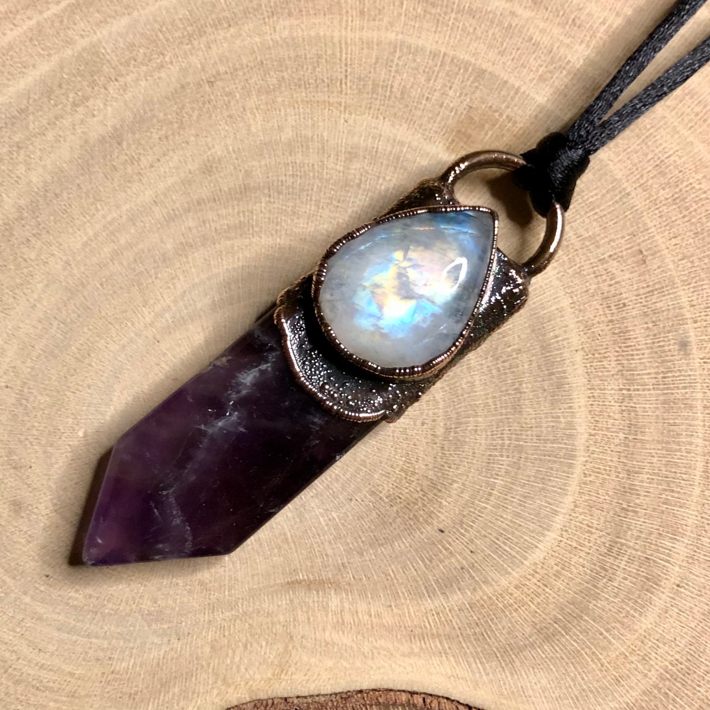 AMETHYST & MOONSTONE