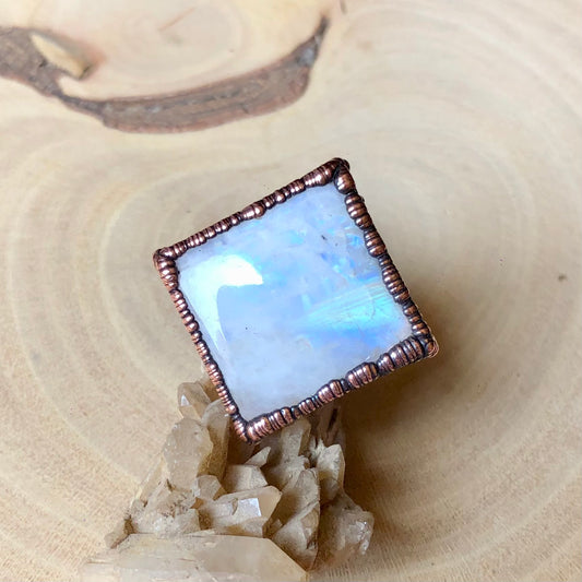 MOONSTONE