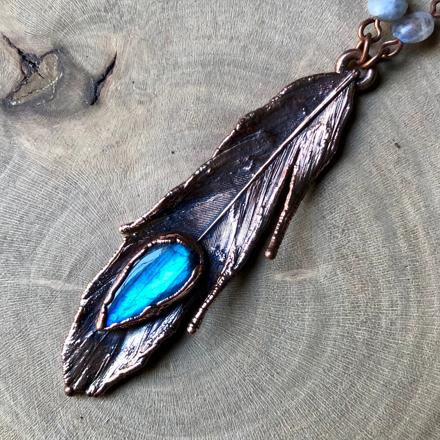 PIGEON FEATHER & LABRADORITE