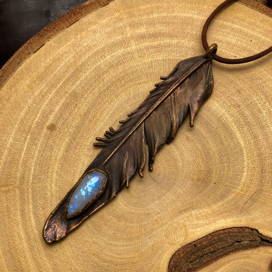 PIGEON FEATHER & MOONSTONE