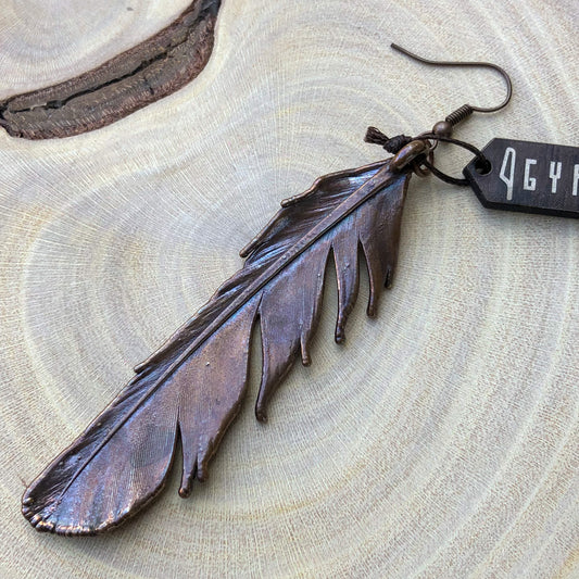 PIGEON FEATHER SINGLE EARRING