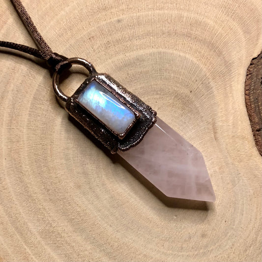 ROSE QUARTZ & MOONSTONE