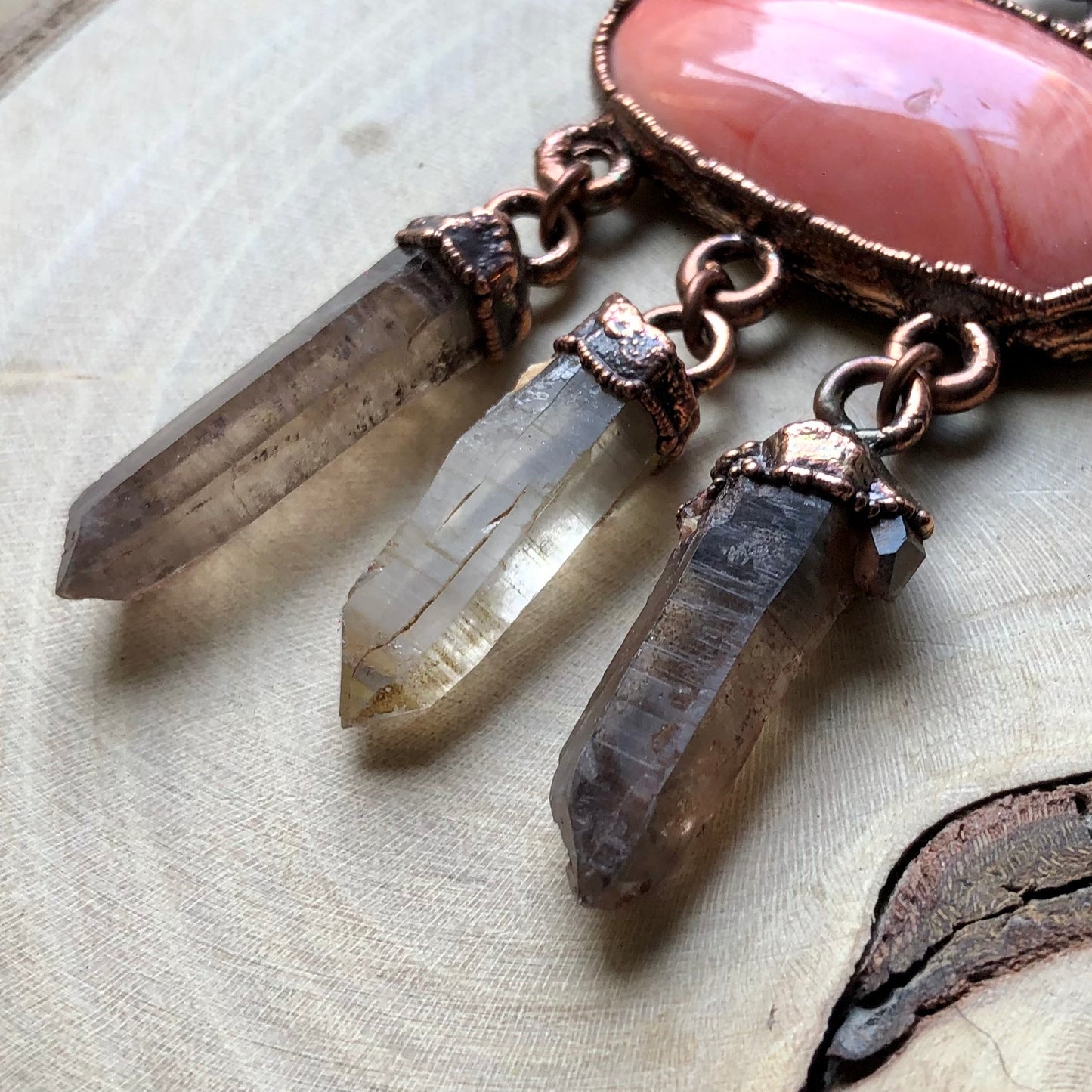 SEASHELL & ST. CATHERINE’S SMOKY QUARTZ