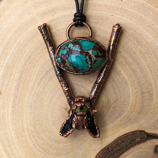 REAL BEE & EGYPTIAN TURQUOISE ON NATURAL TWIGS
