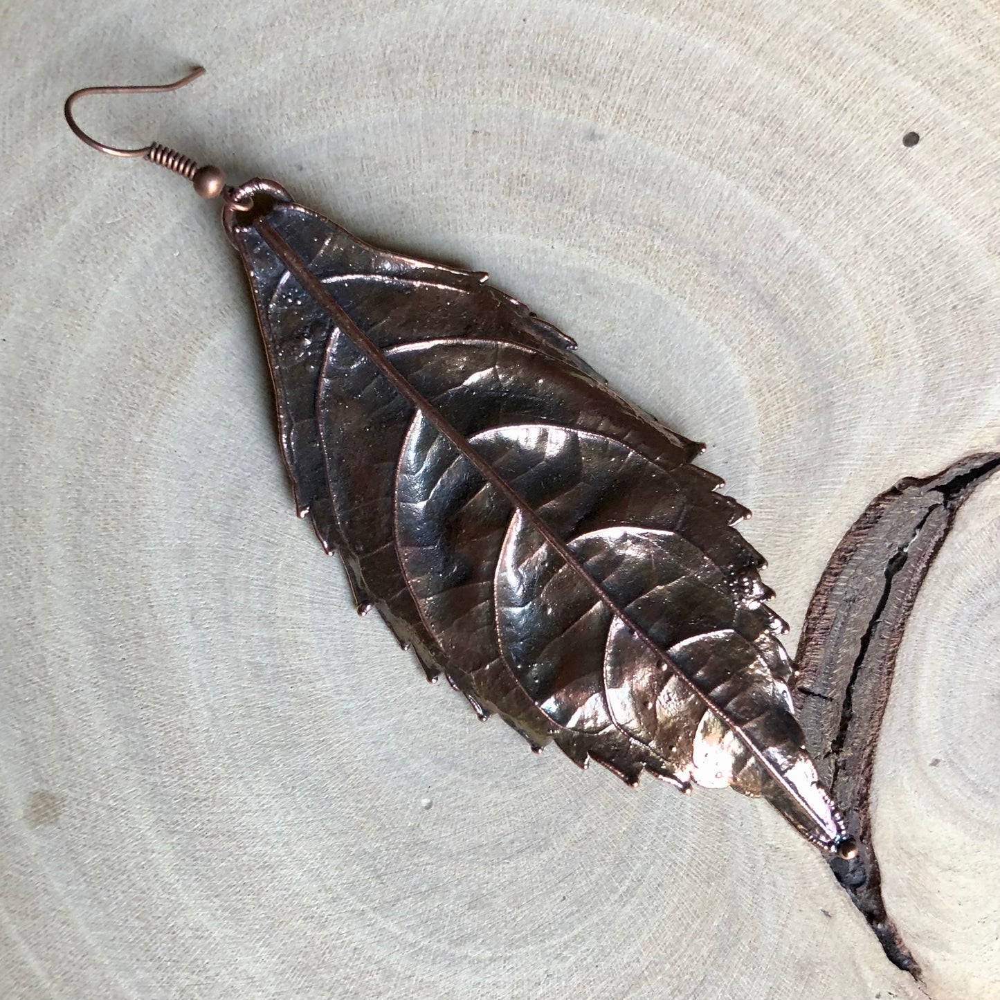 NATURAL LEAF SINGLE EARRING