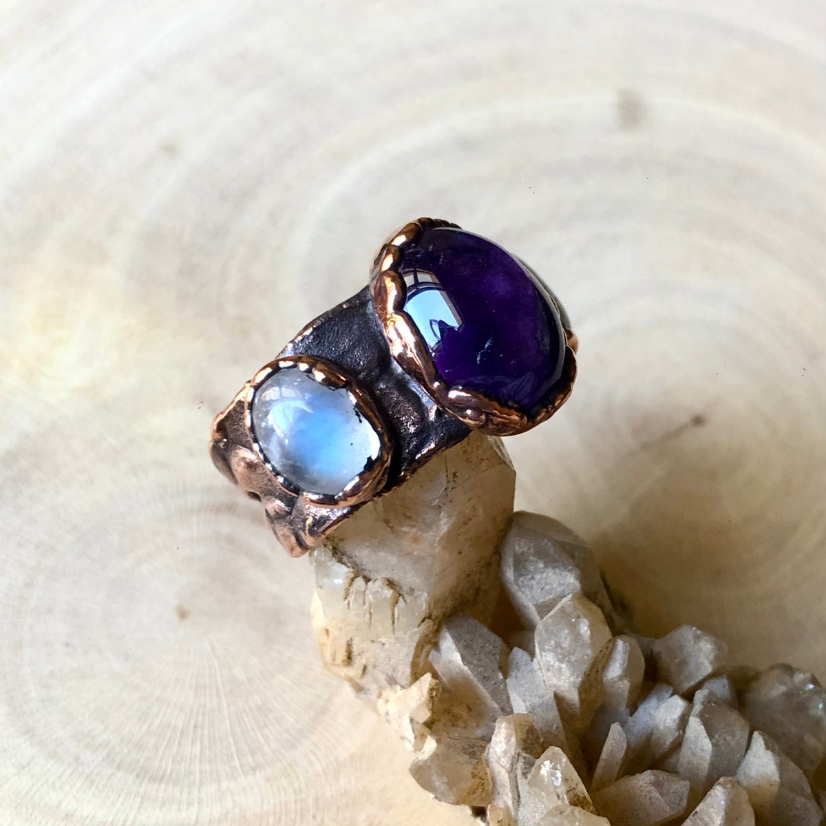 AMETHYST & MOONSTONE