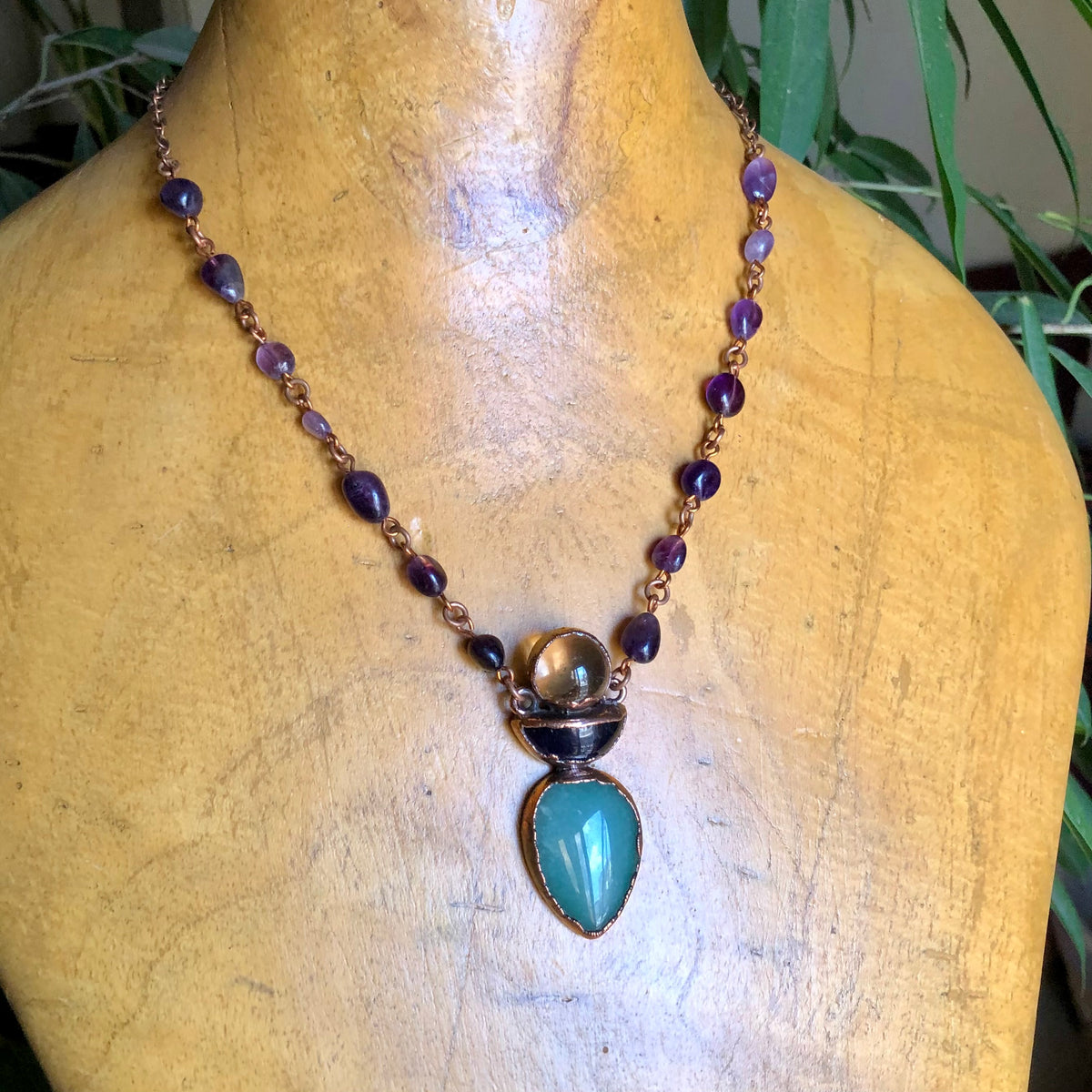 CLEAR QUARTZ, AMETHYST & AVENTURINE