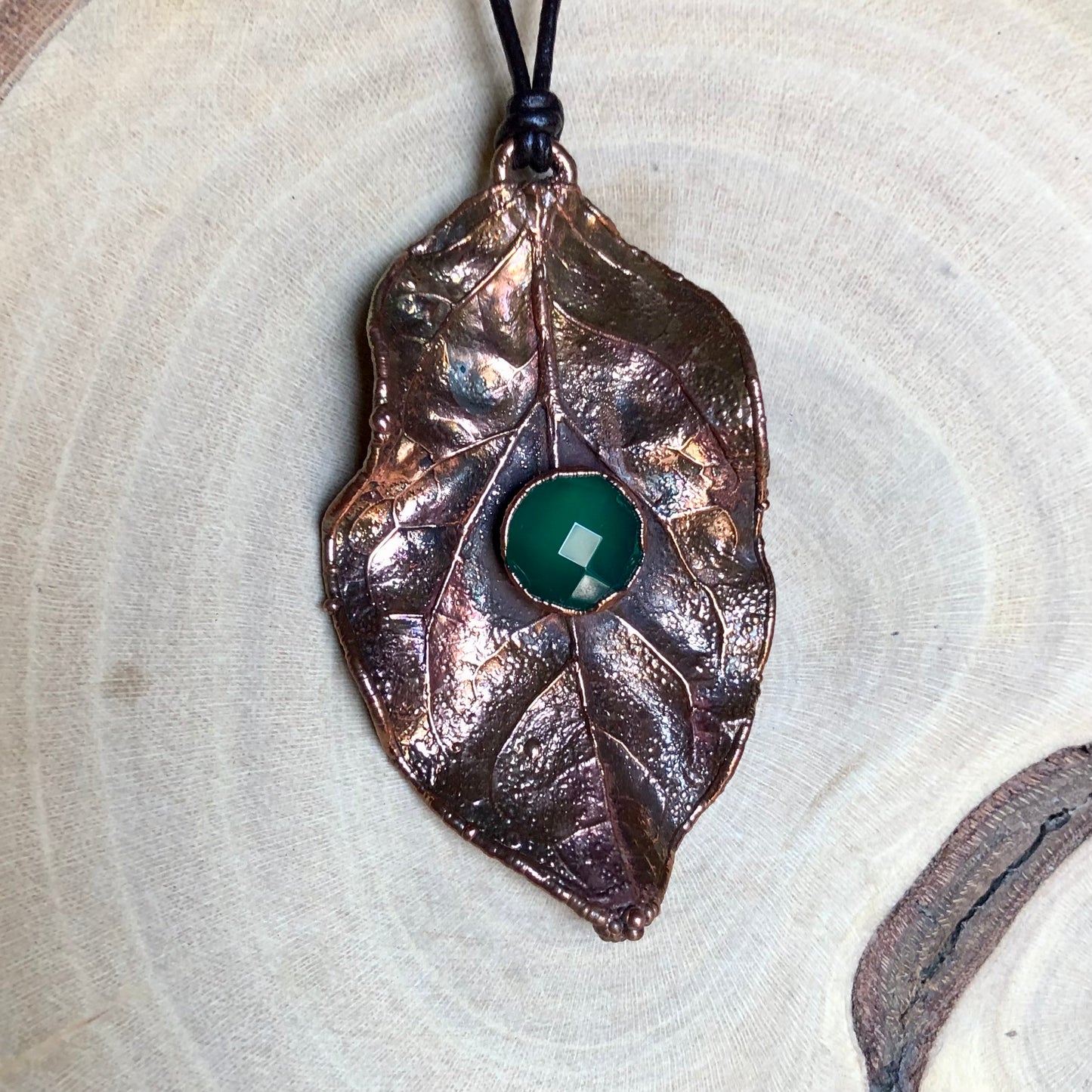 NATURAL JASMINE LEAF & GREEN AGATE