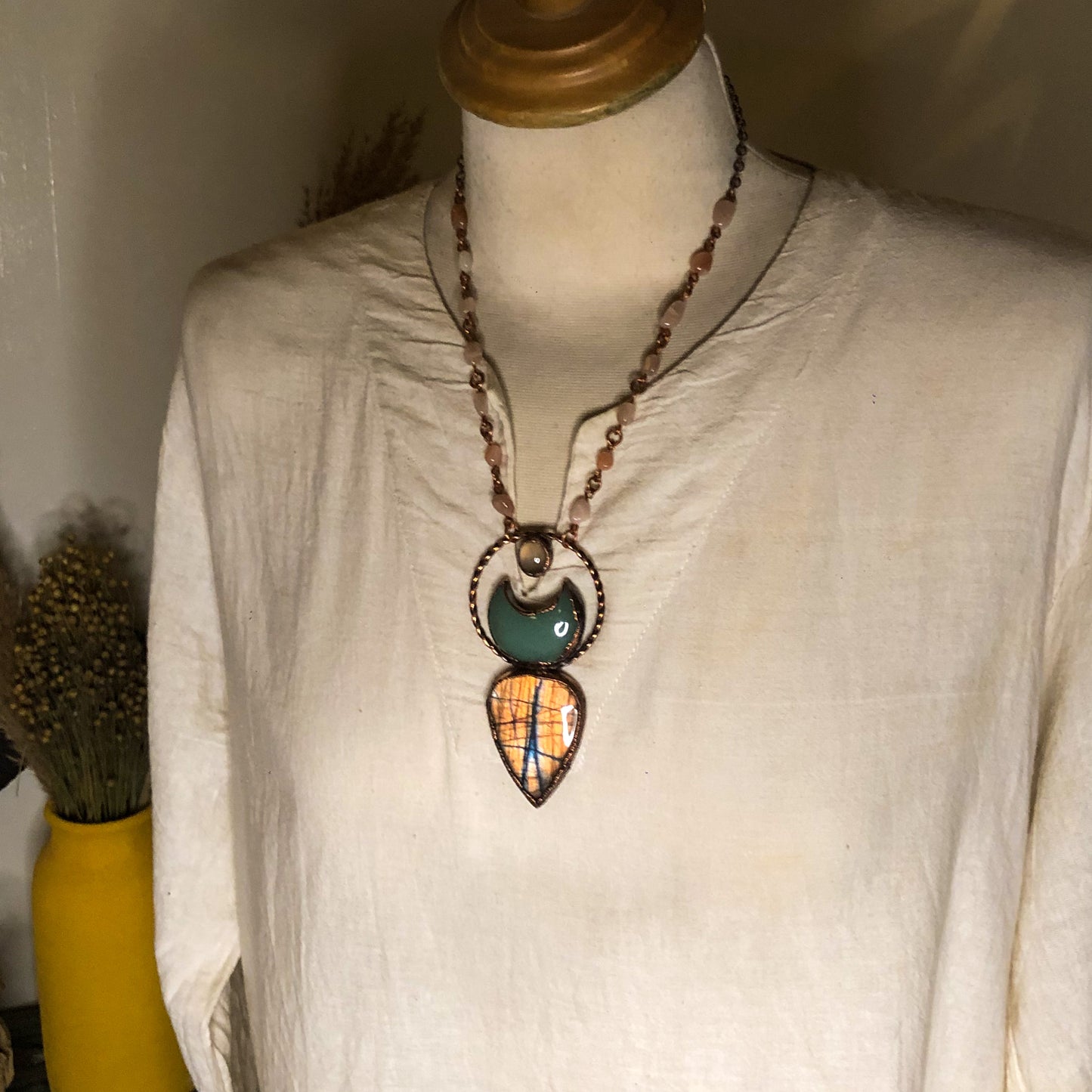 LABRADORITE, AVENTURINE & PEACH MOONSTONE