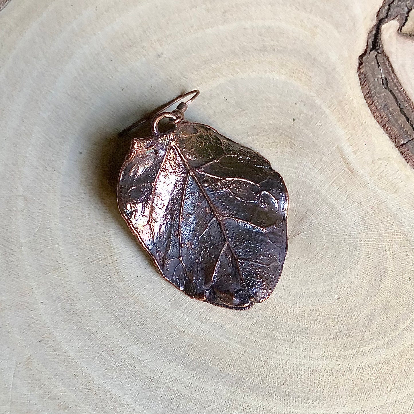 NATUAL JASMINE LEAF SINGLE EARRING
