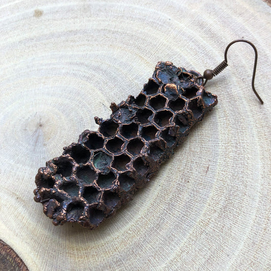 HONEYCOMB SINGLE EARRING