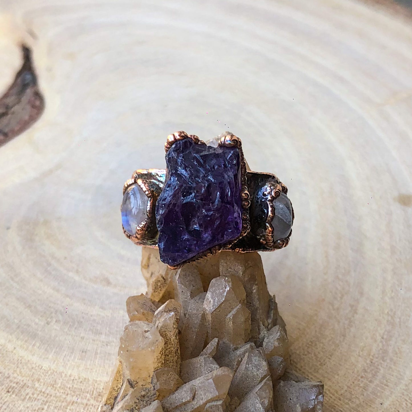 AMETHYST & MOONSTONE