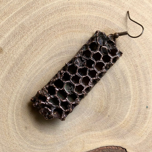 HONEYCOMB SINGLE EARRING