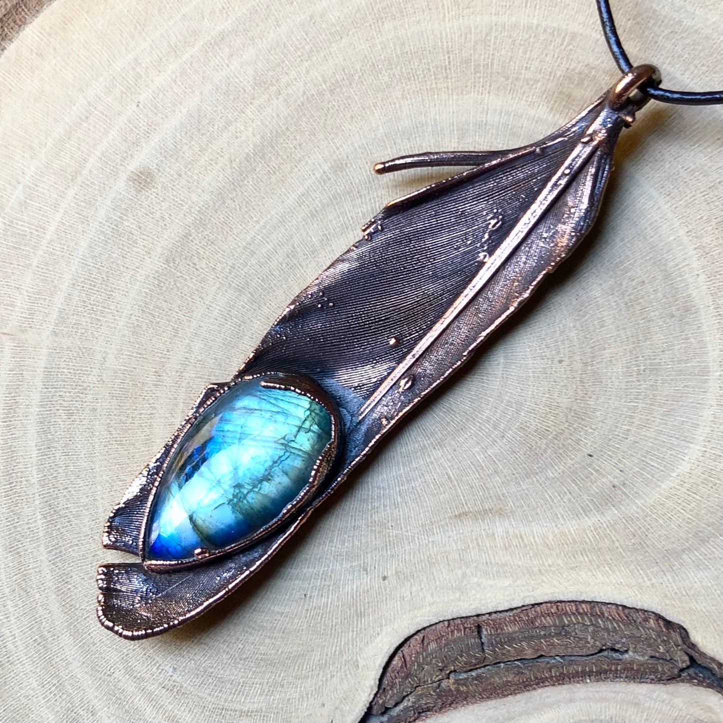 PIGEON FEATHER & LABRADORITE