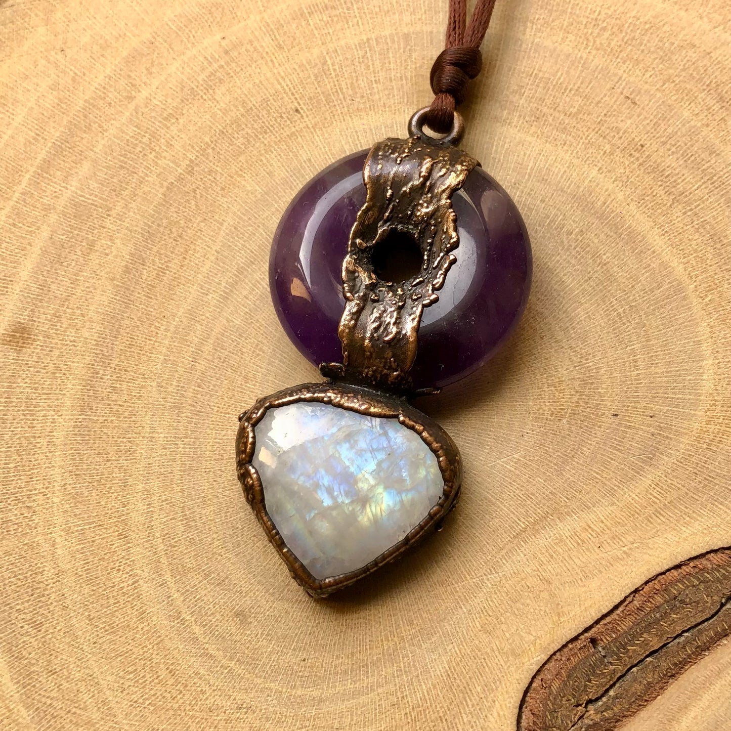 AMETHYST & MOONSTONE