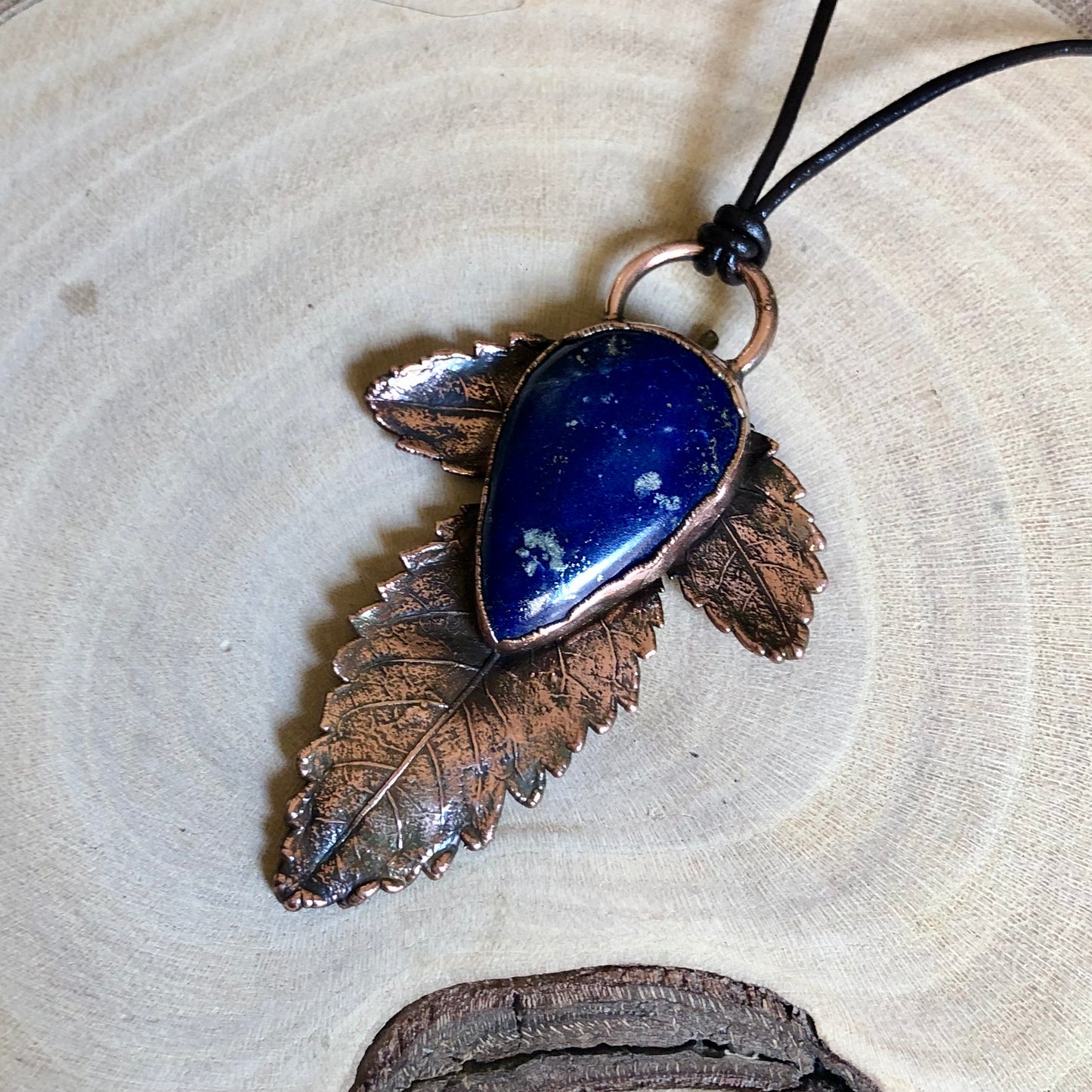 NATURAL LEAF & LAPIS LAZULI