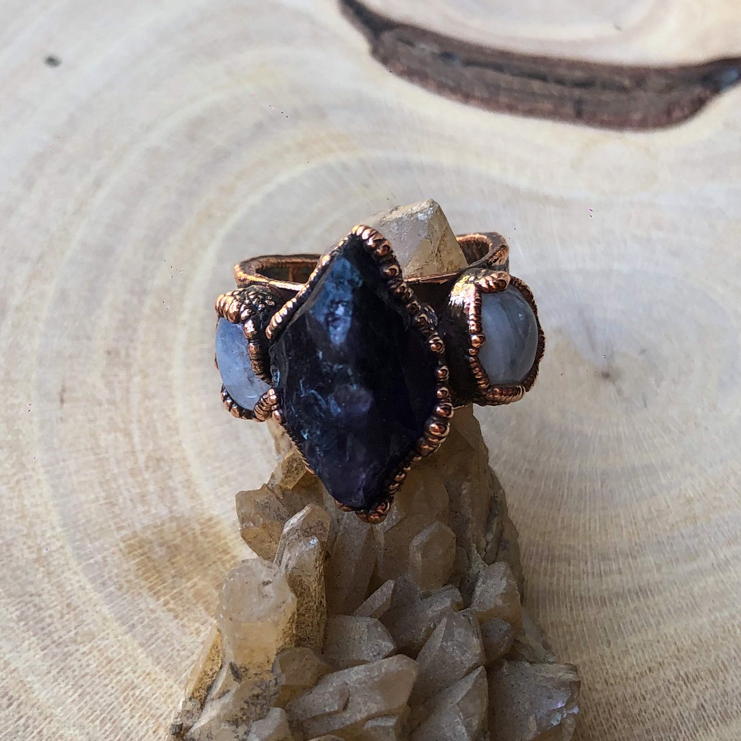 AMETHYST & MOONSTONE