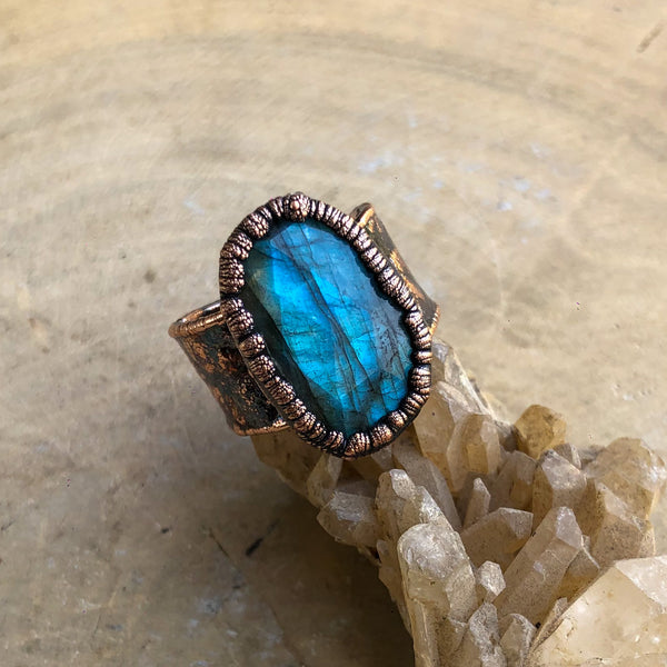 LABRADORITE