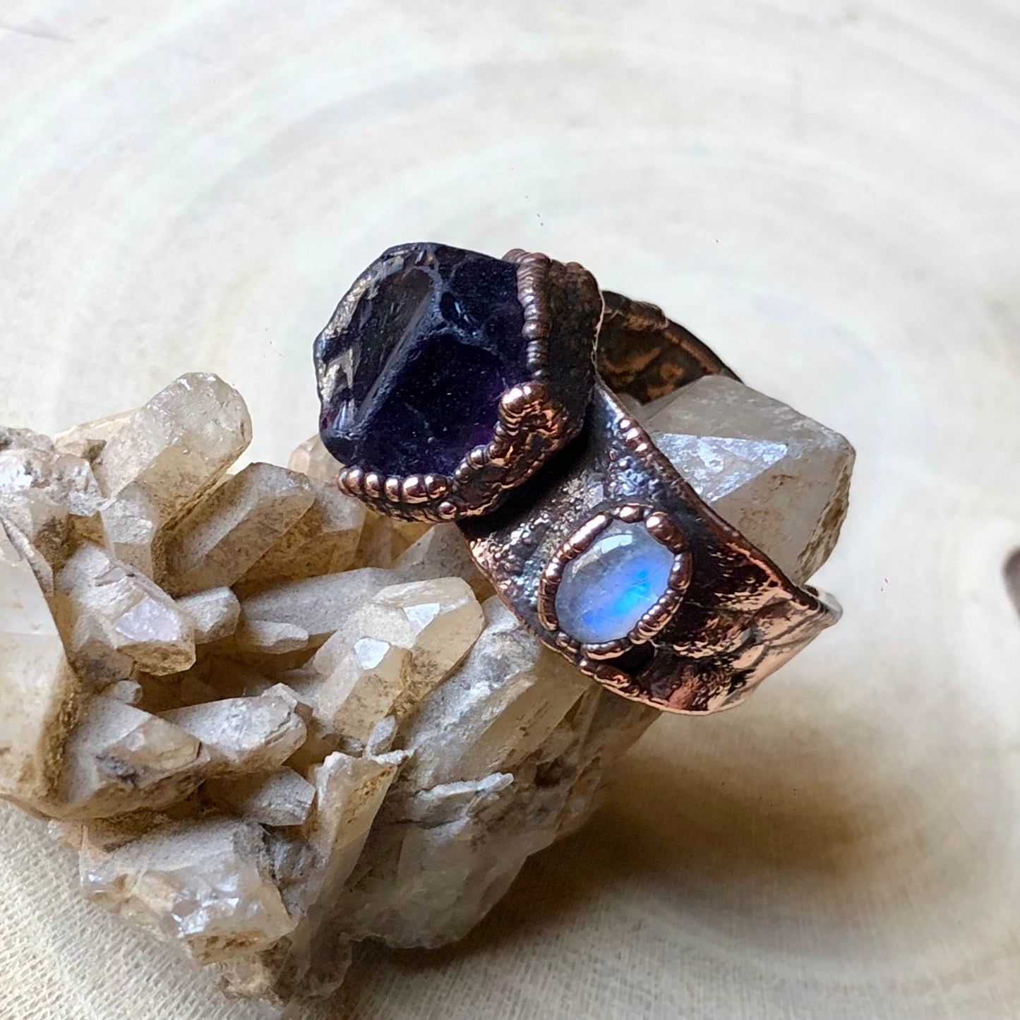 AMETHYST & MOONSTONE