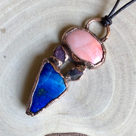 LAPIS LAZULI, SEA SHELL & RUBY
