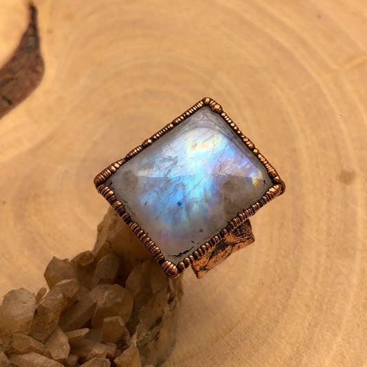 MOONSTONE