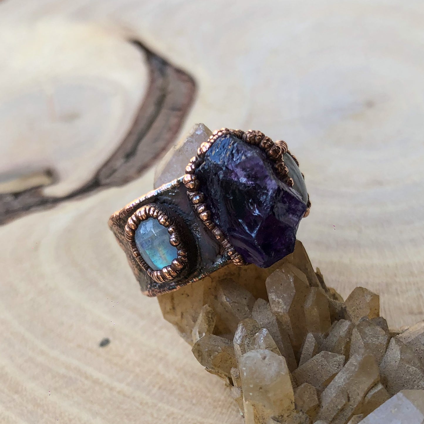 AMETHYST & MOONSTONE