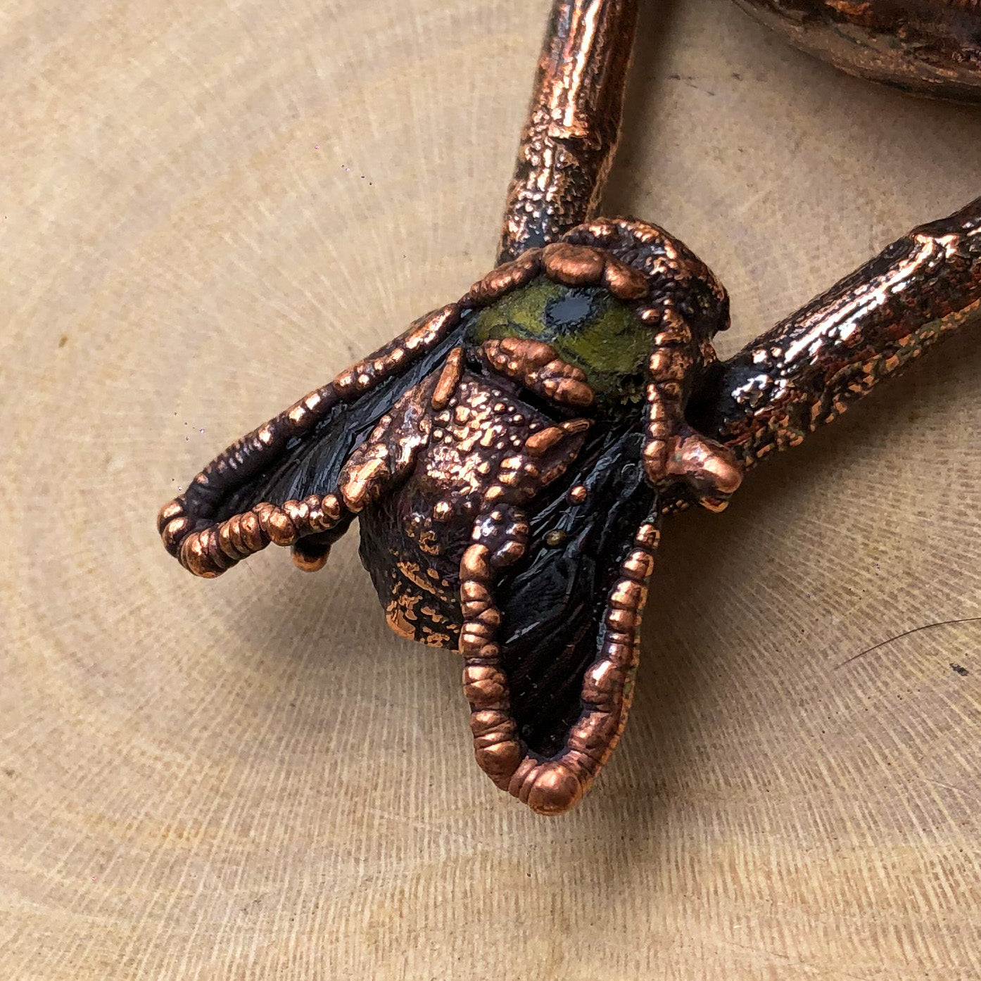 REAL BEE & EGYPTIAN TURQUOISE ON NATURAL TWIGS