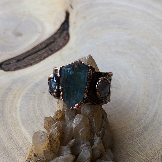 AQUAMARINE & MOONSTONE