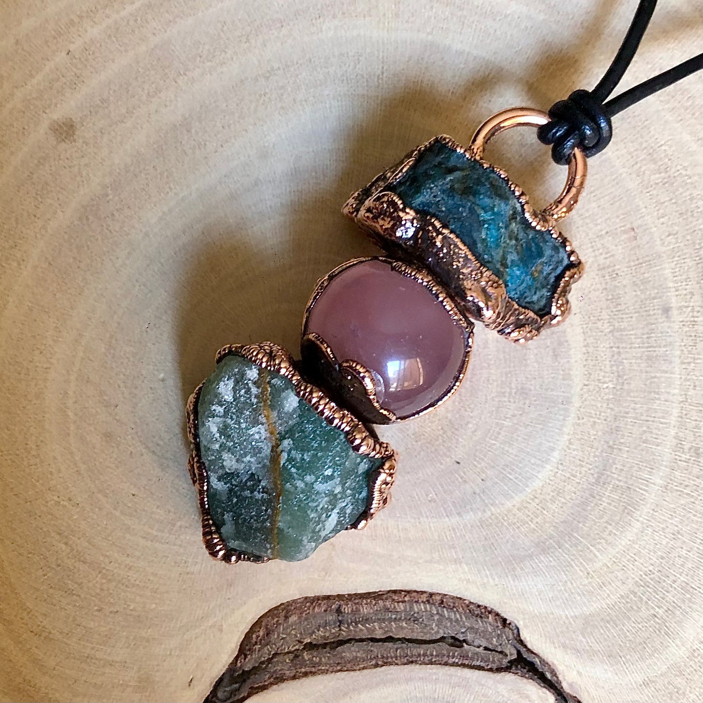 APATITE, ROSE QUARTZ & AVENTURINE