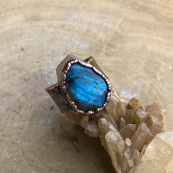 LABRADORITE