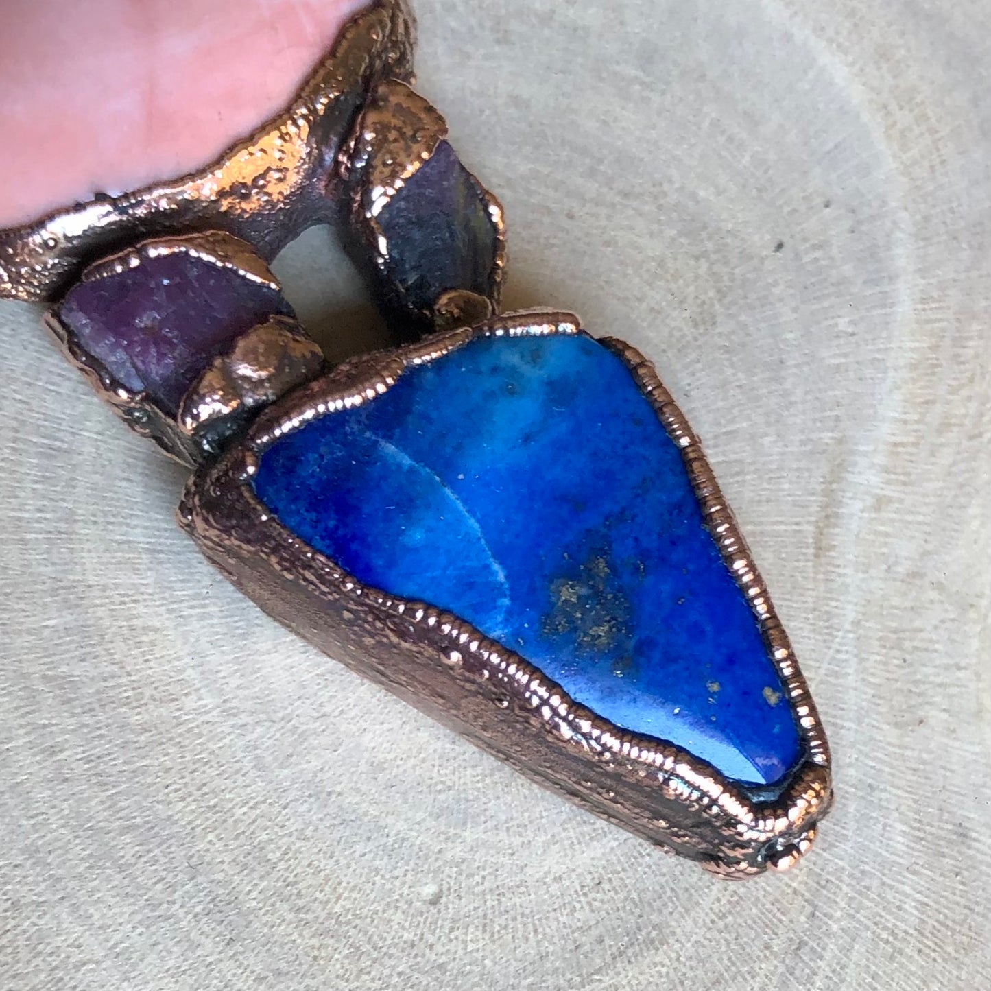 LAPIS LAZULI, SEA SHELL & RUBY