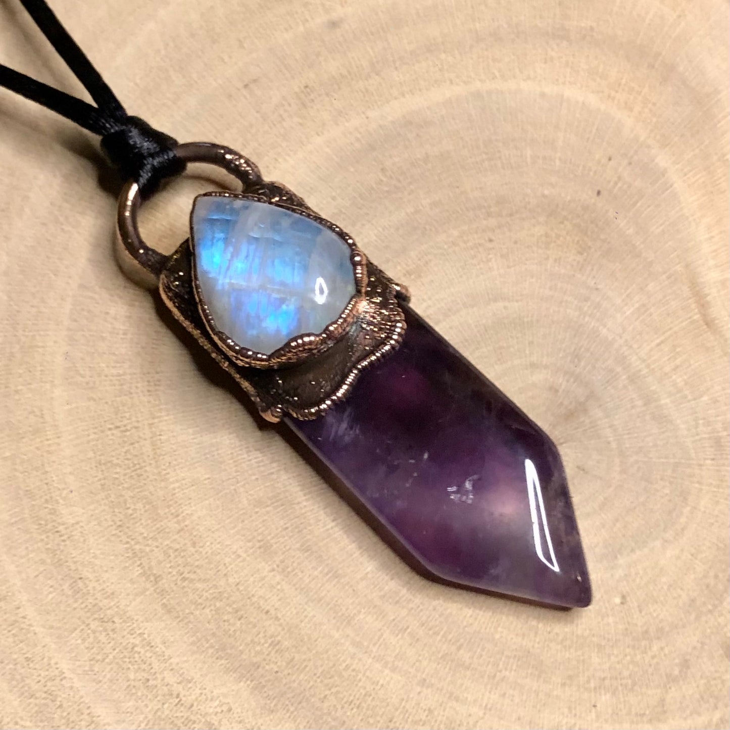 AMETHYST & MOONSTONE