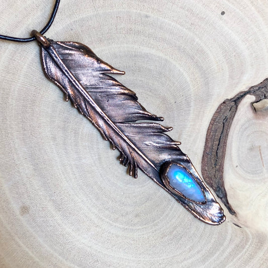 PIGEON FEATHER & MOONSTONE