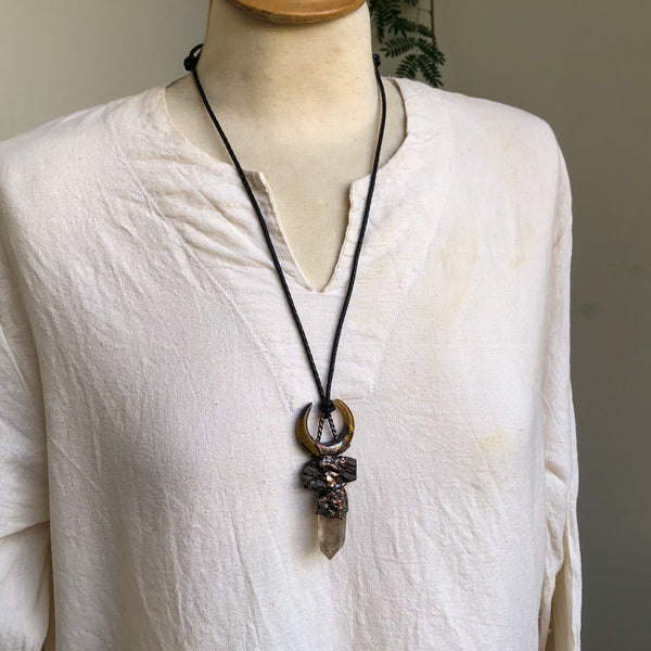 ST. CATHERINE’S SMOKY QUARTZ, PETRIFIED WOOD & TIGER EYE