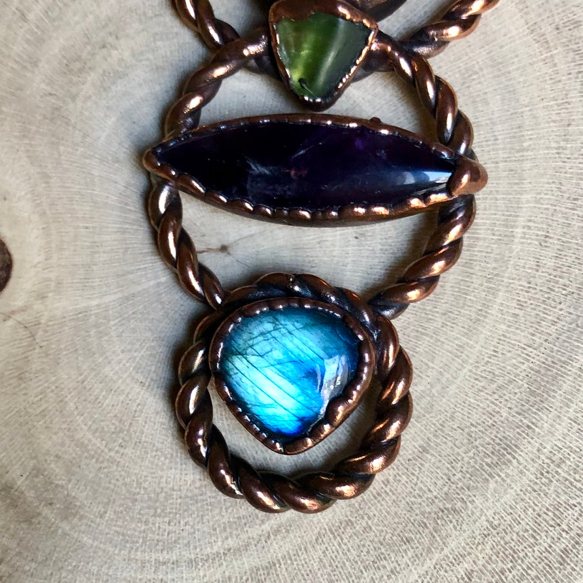 MOONSTONE, PERIDOT, AMETHYST, LABRADORITE & APATITE