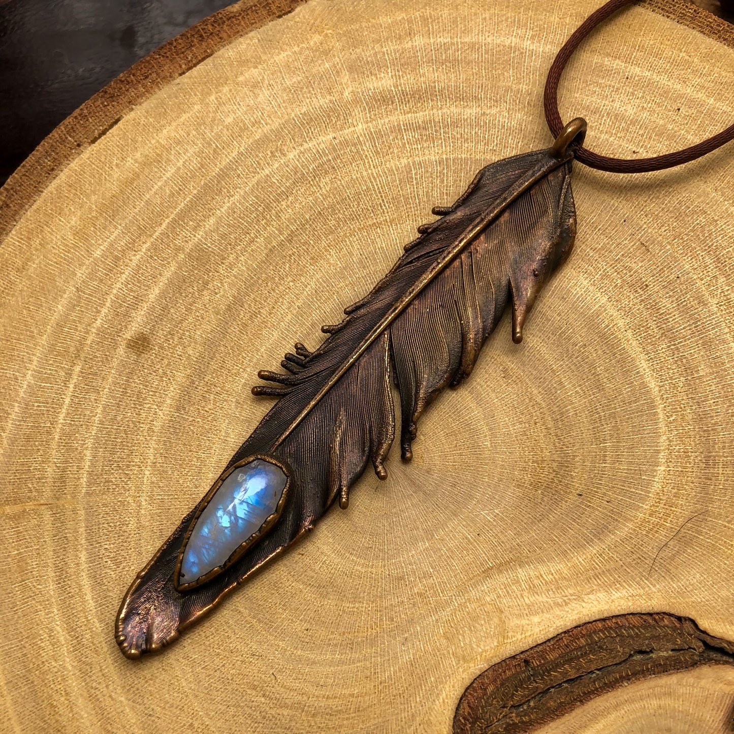 PIGEON FEATHER & MOONSTONE