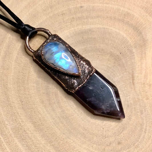 AMETHYST & MOONSTONE