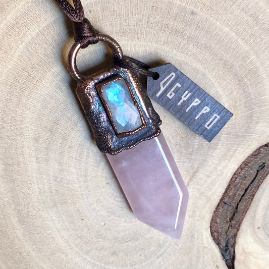 ROSE QUARTZ & MOONSTONE