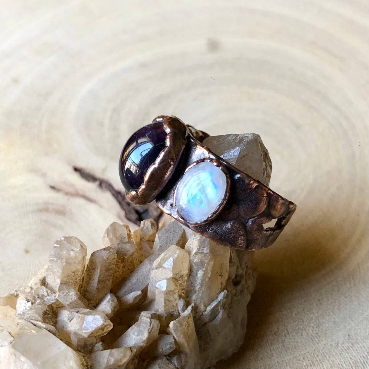 AMETHYST & MOONSTONE