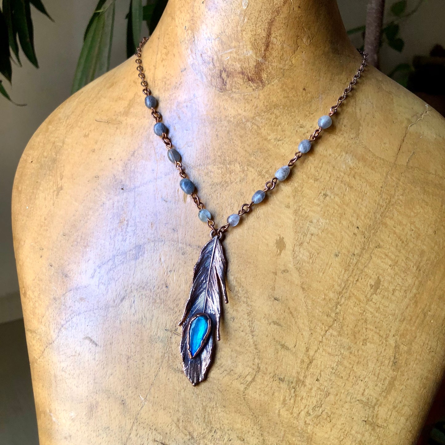 PIGEON FEATHER & LABRADORITE