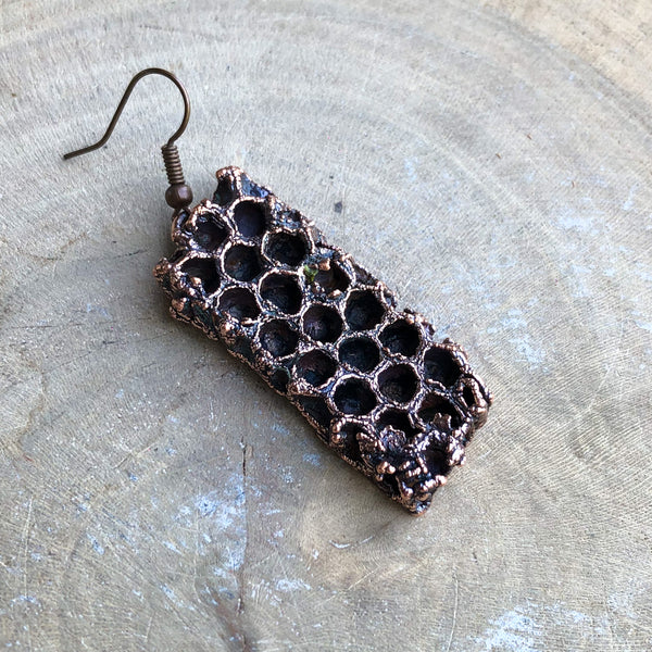 HONEYCOMB SINGLE EARRING