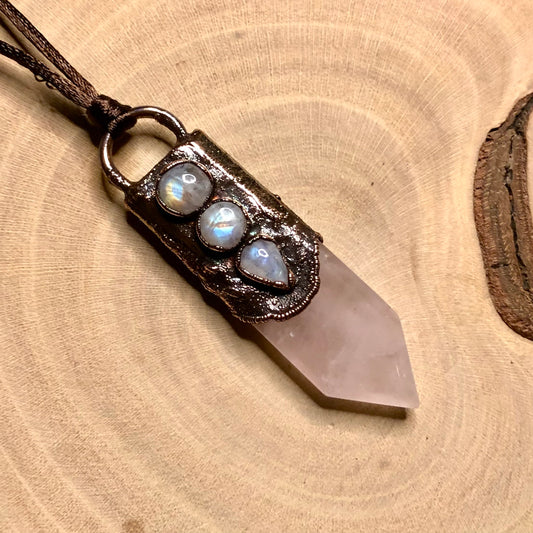 ROSE QUARTZ & MOONSTONE