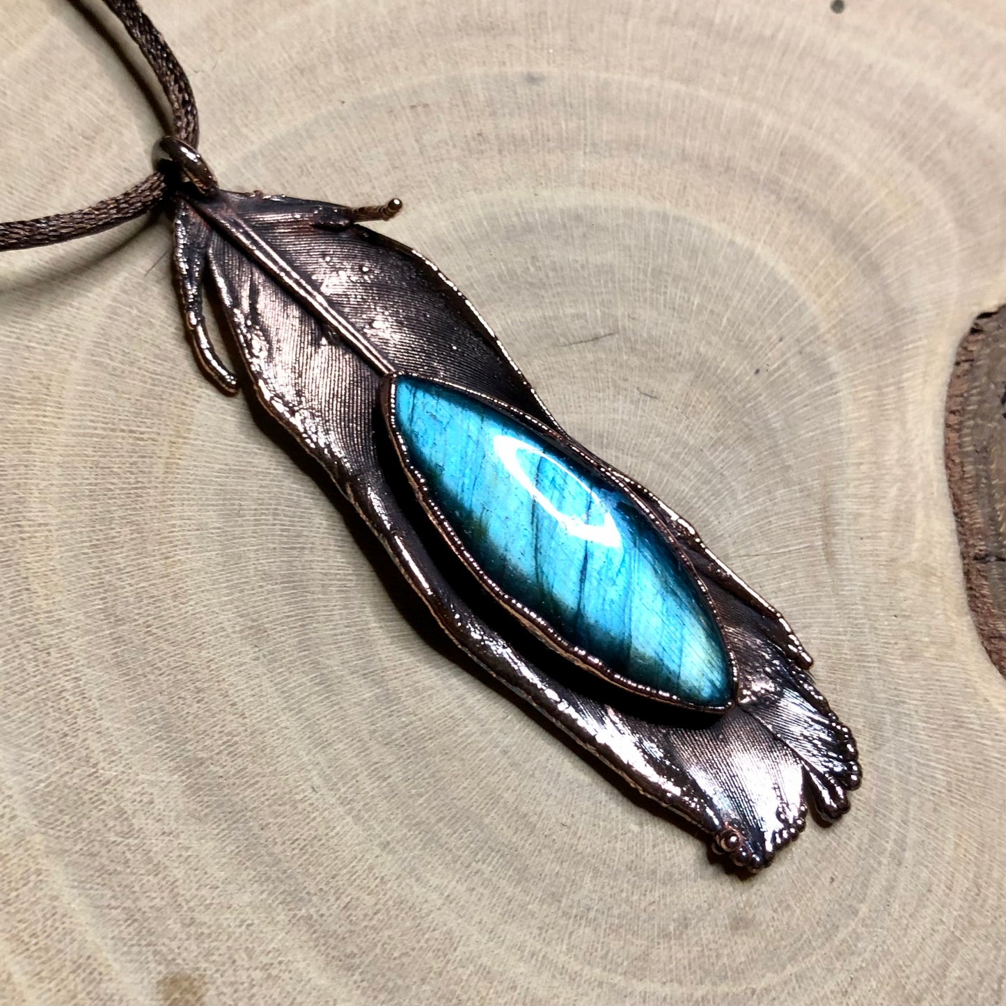 PIGEON FEATHER & LABRADORITE