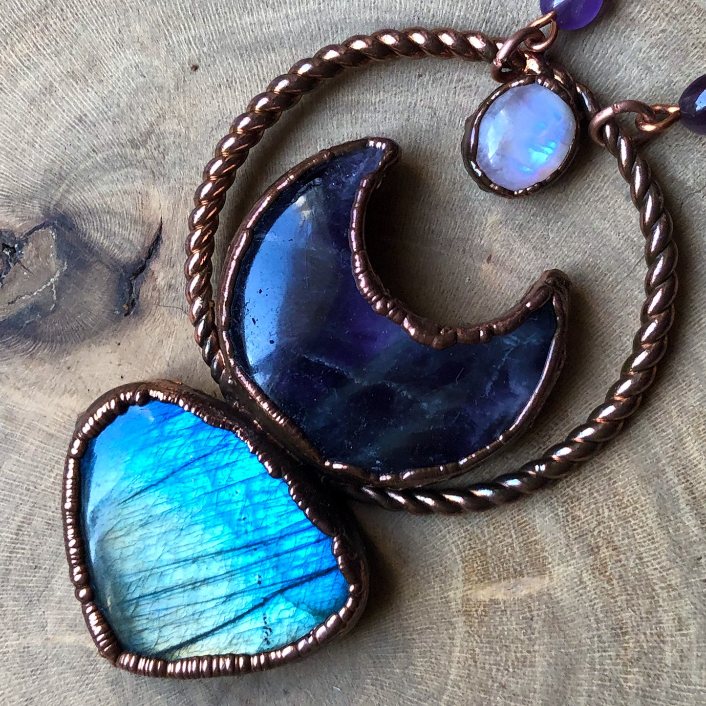 LABRADORITE, AMETHYST & MOONSTONE