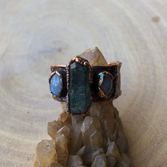 AQUAMARINE & MOONSTONE