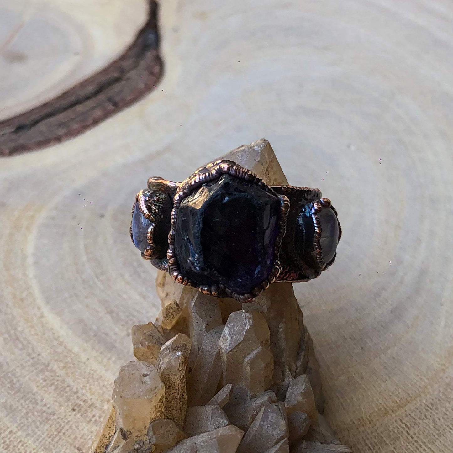 AMETHYST & MOONSTONE