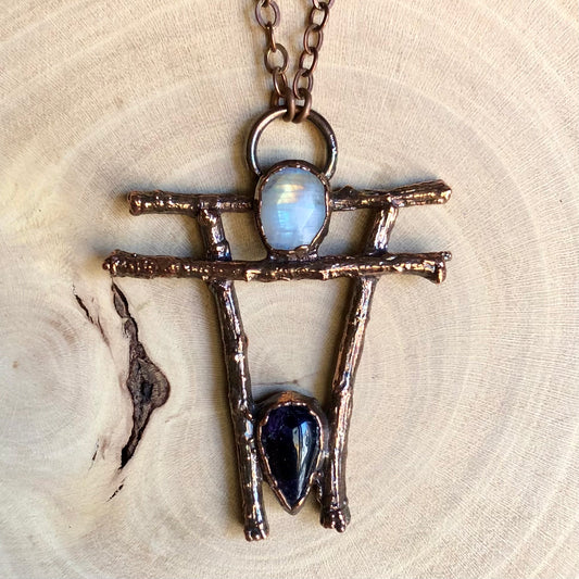 MOONSTONE & AMETHYST ON NATURAL TWIGS