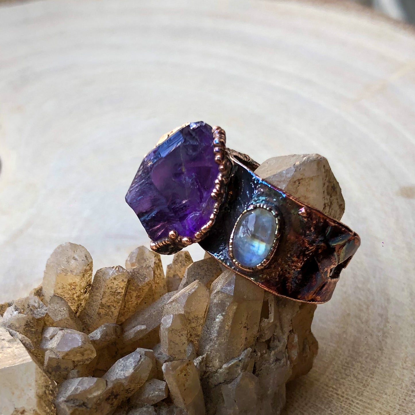 AMETHYST & MOONSTONE